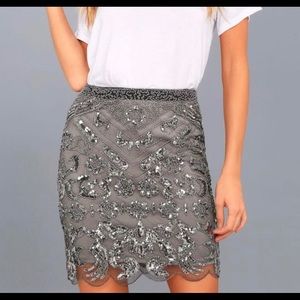 🌟HOST PICK🌟Lulu’s embellished/beaded grey skirt